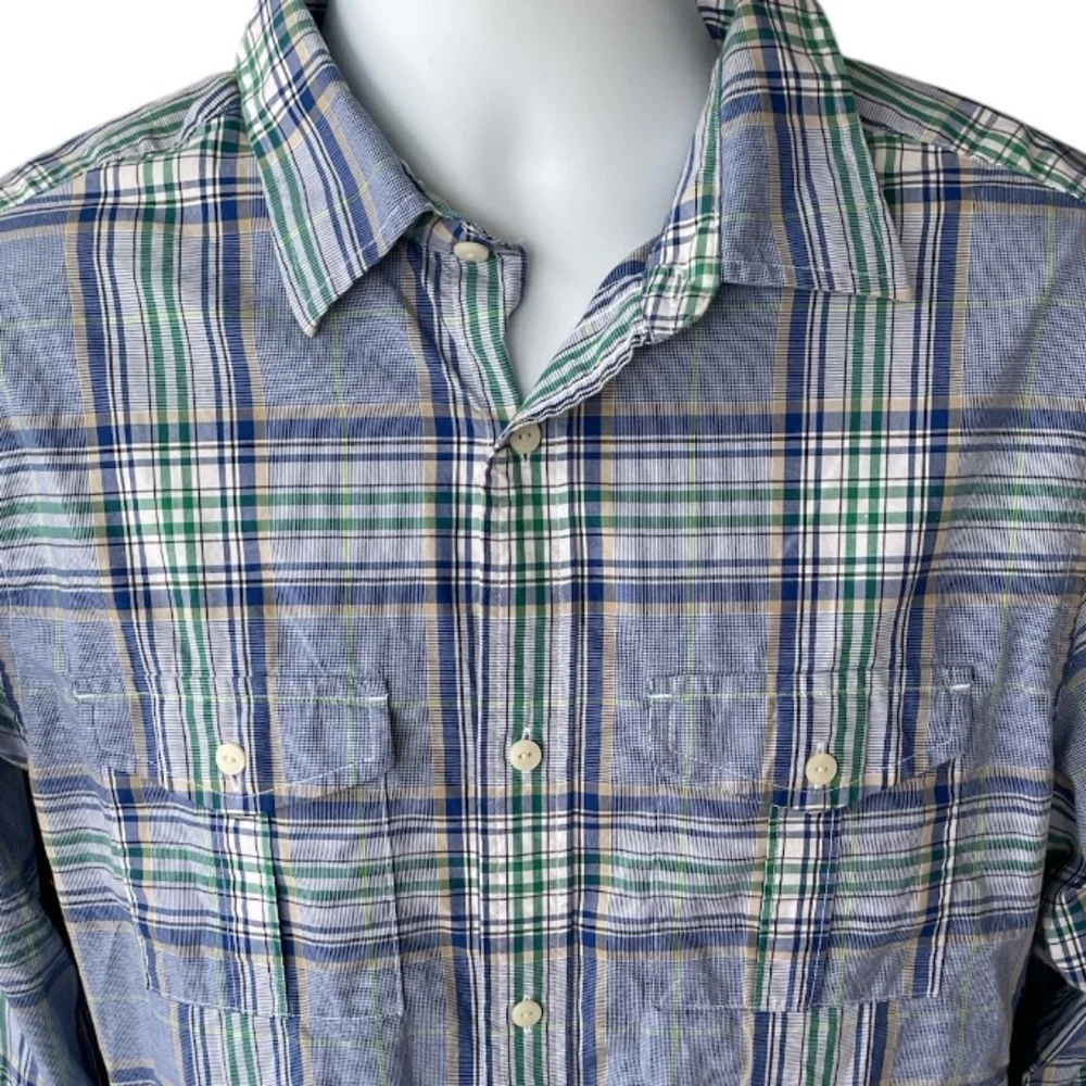 Banana Republic plaid button down shirt large